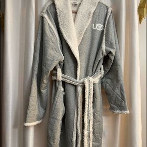 Uggs x Telfar Fleece Robe